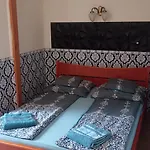Panzió Castle Wellness & 3*
