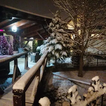 Castle Wellness & 3*