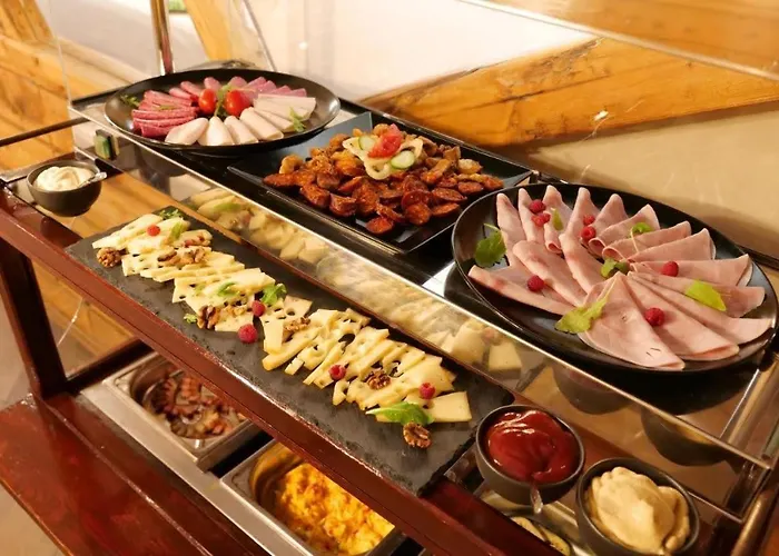 Castle Wellness & Oda ve Kahvaltı 3*