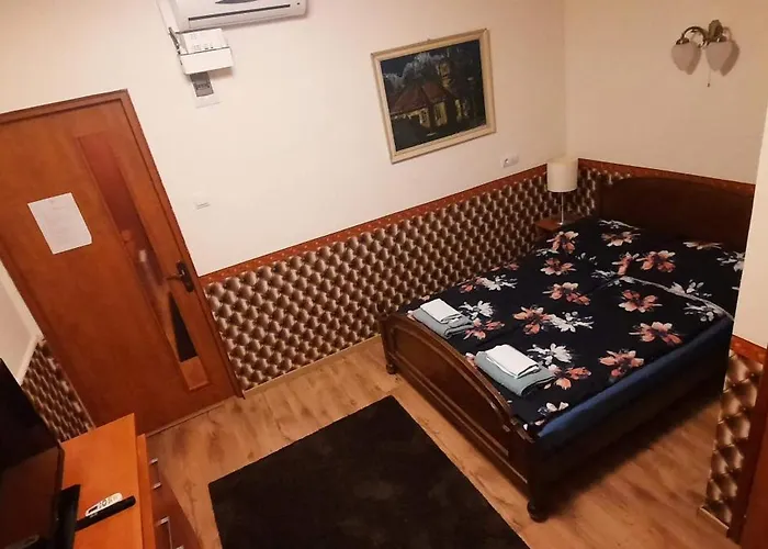 Castle Wellness & Oda ve Kahvaltı Nyíregyháza